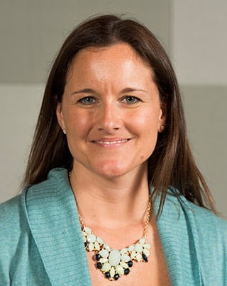 Portrait of Dr. Shannon Bennett