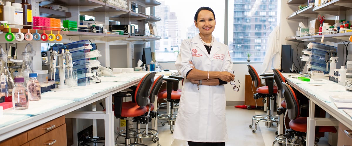 Portrait of Dr. Lisa Newman