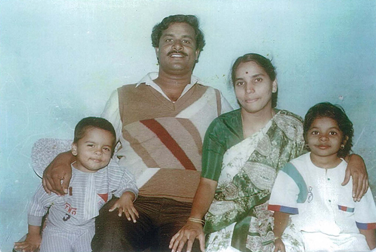 Sowmya with her parents and brother in 1991