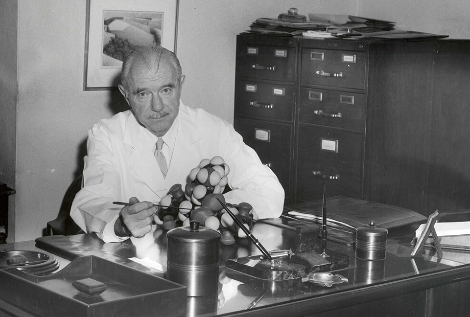 Dr. Vincent du Vigneaud