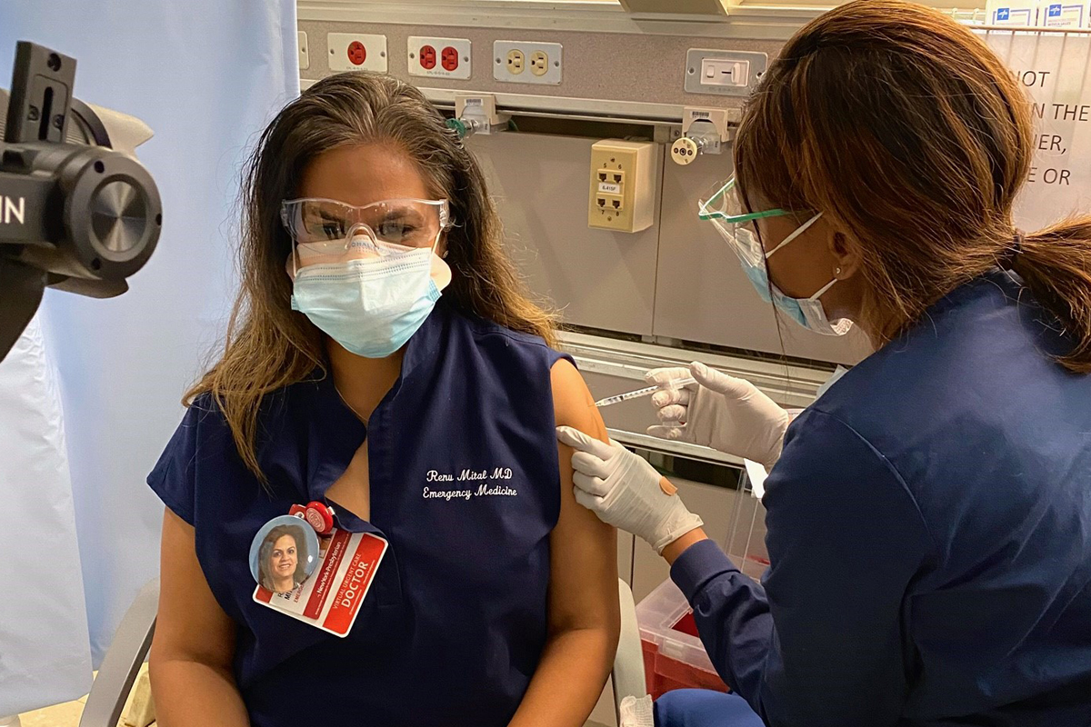 NYP staffer gets COVID-19 vaccine
