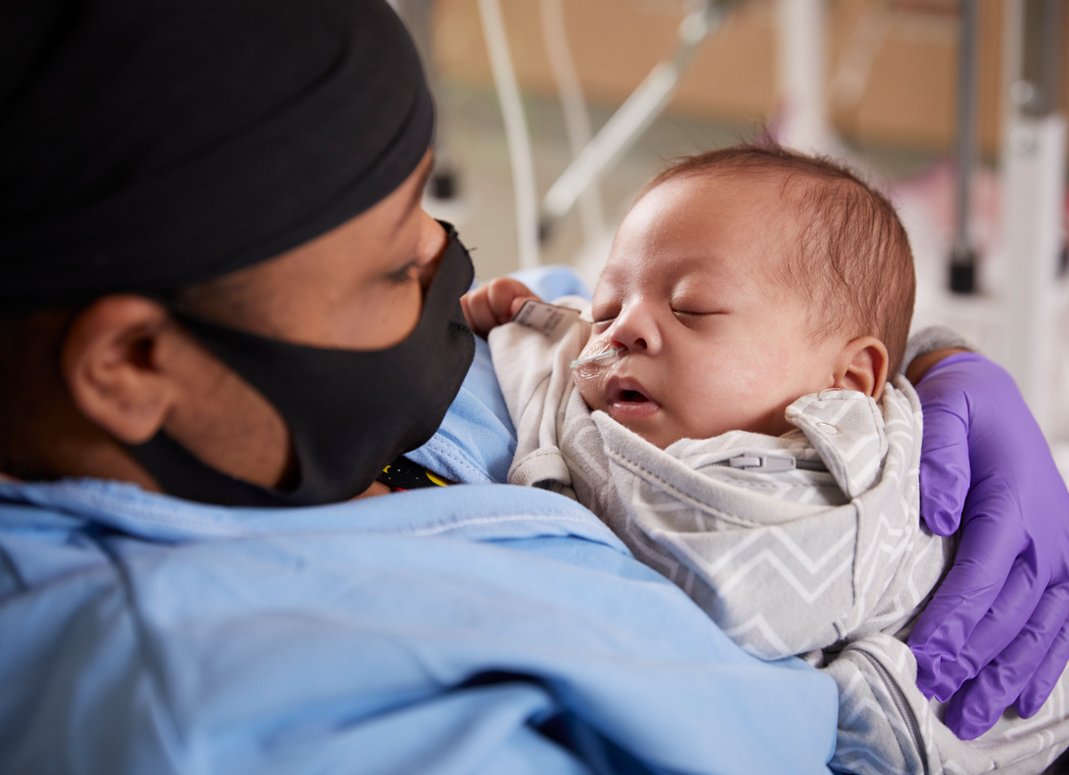 Quinaya Coleman and son Jamie in the NICU during the pandemic