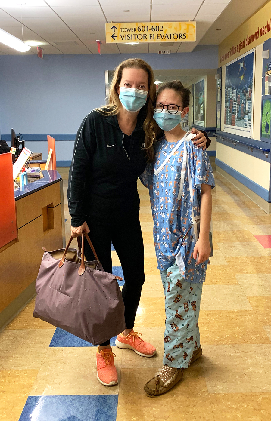 Lauren and Jeanne Shields mother-daughter kidney transplant.